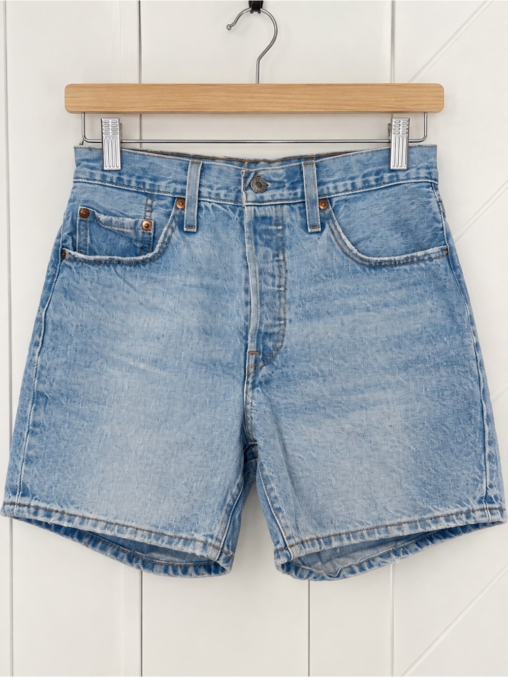 Levi’s 501 Denim Shorts Light Wash High Rise Button Fly W27